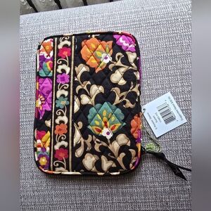 Vera Bradley E-z Reader Sleeve "Suzani"